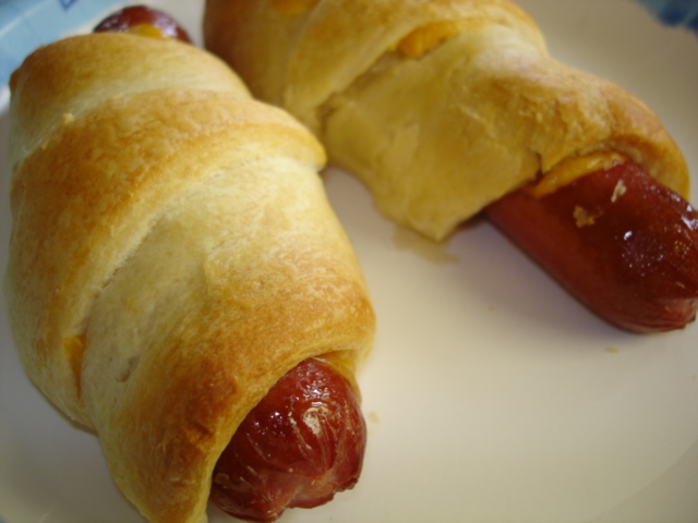 Pigs in a Blanket Reinvented: Dough, Sausage & Topping Twists